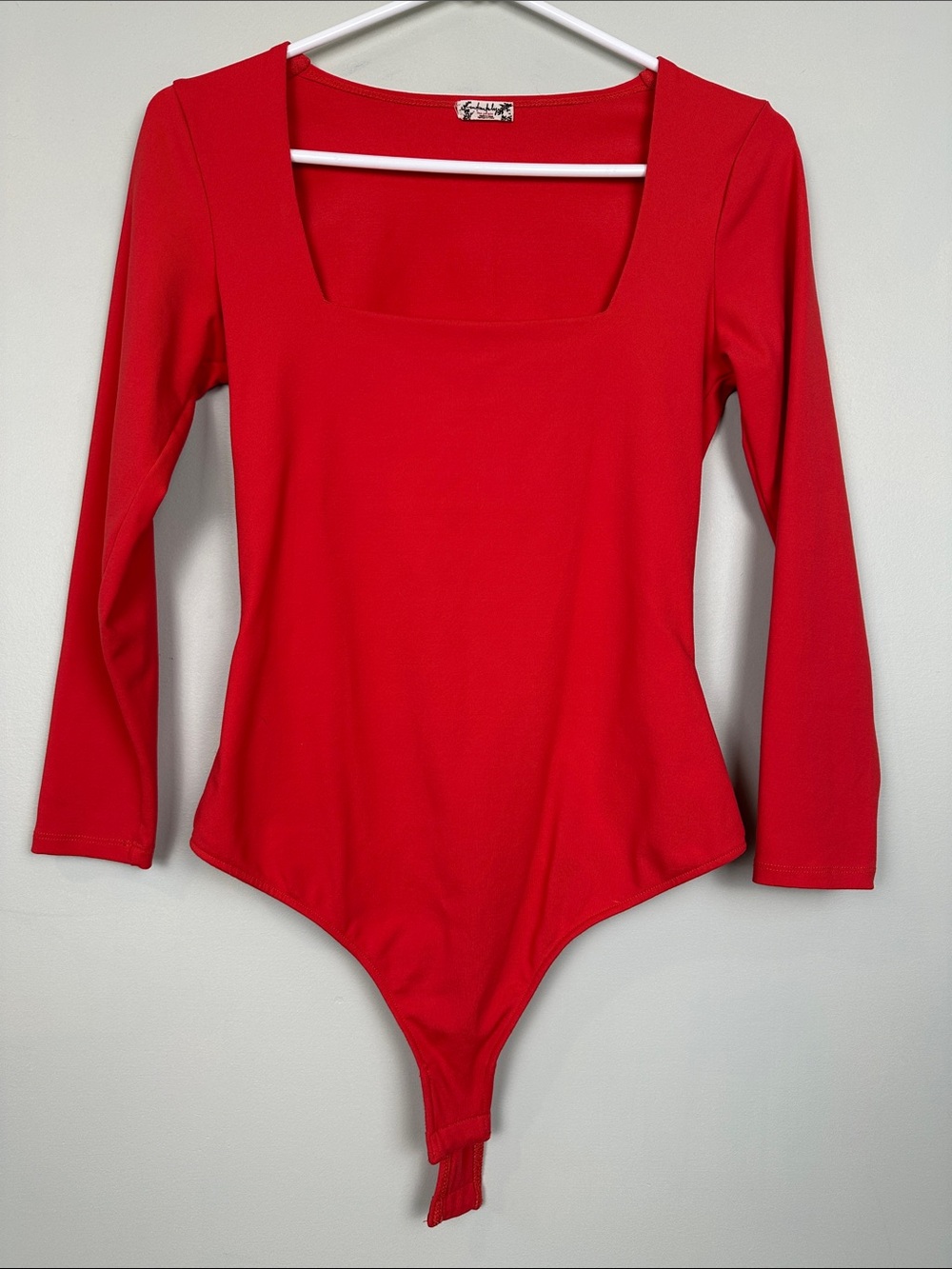 115. Intimately Free People red square neck, bodysuit long sleeved
